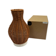 Load image into Gallery viewer, Essential Oil Aroma Diffuser and Remote - 100ml Rattan Vase Mist Humidifier-2
