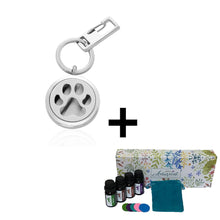 Load image into Gallery viewer, Paw Key Chain Gift Box with 4 Essential Oils
